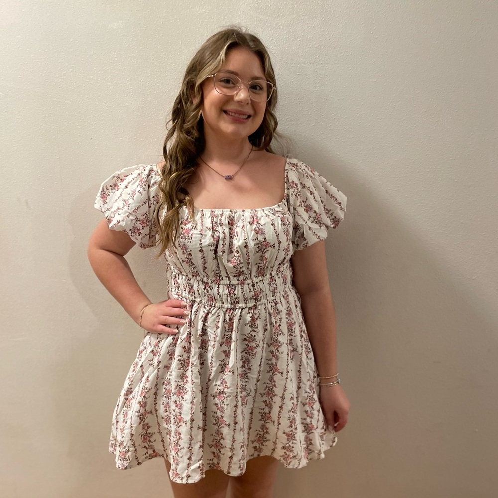 Meet your Posher, Emma